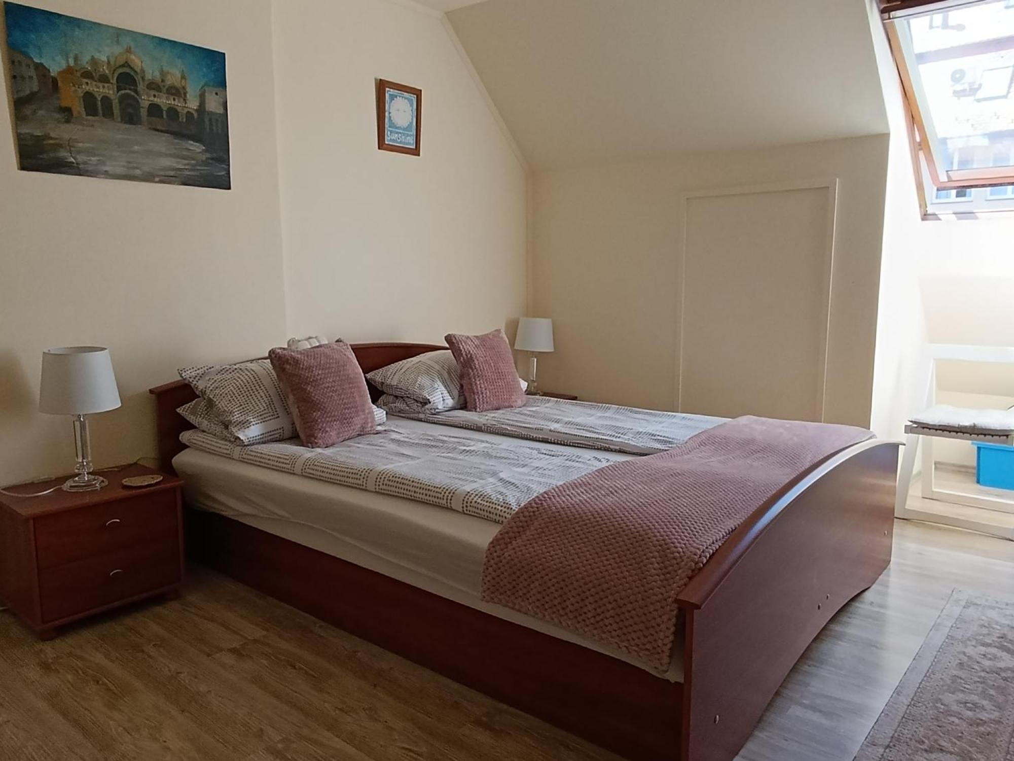 Cehmesterek Apartman Егер Екстериор снимка